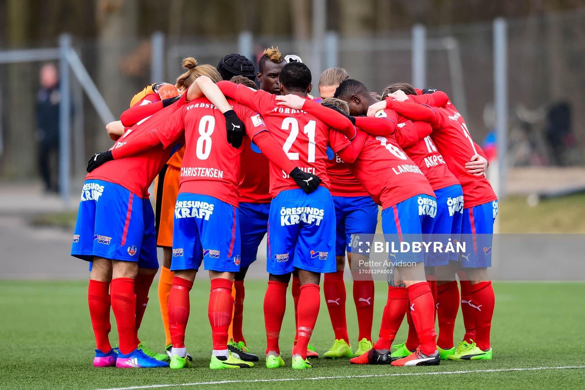 Helsingborgs spelare före en träningsmatch i fotboll