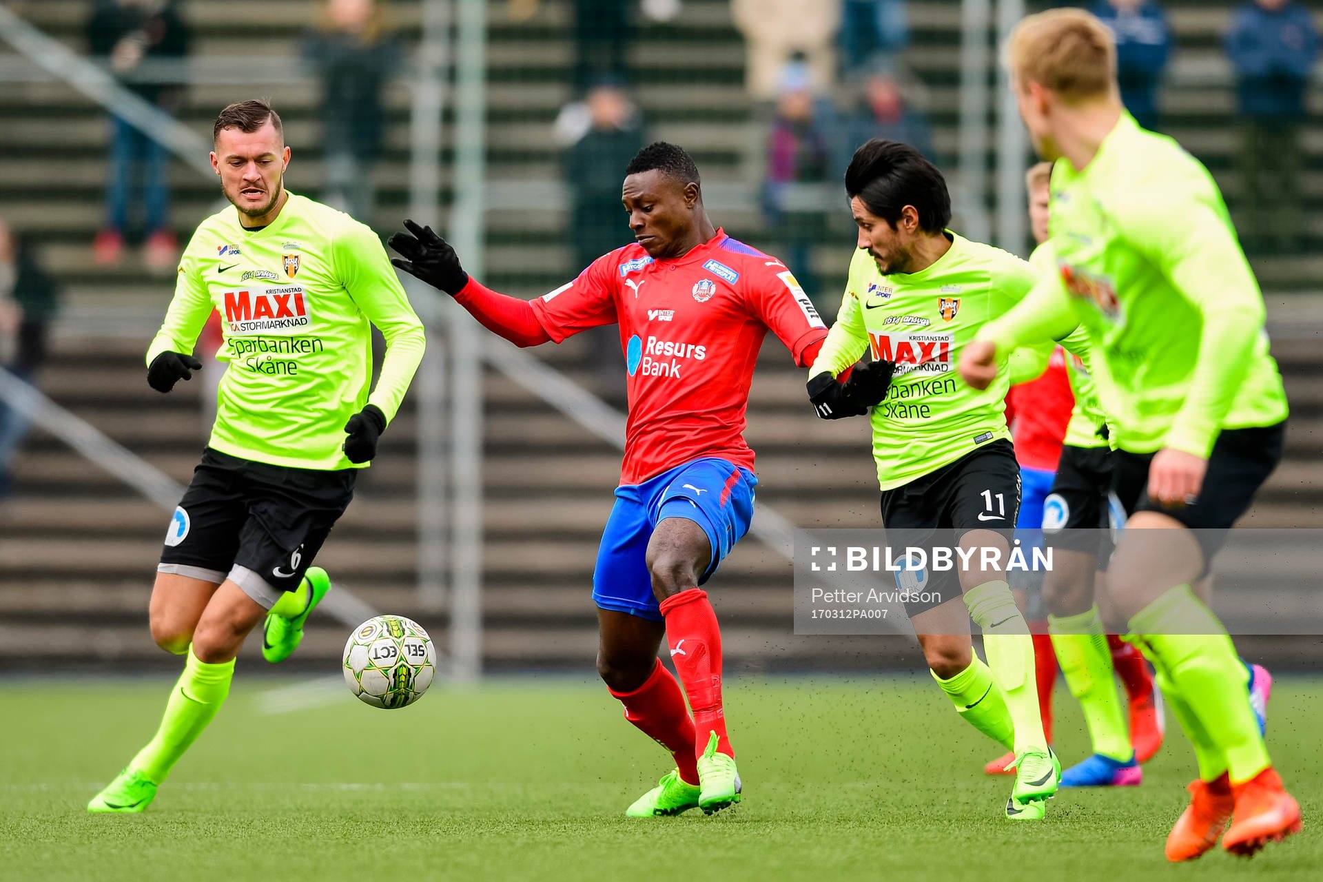 Helsingborgs Oke Akpoveta  i kamp mot Kristianstads Albert