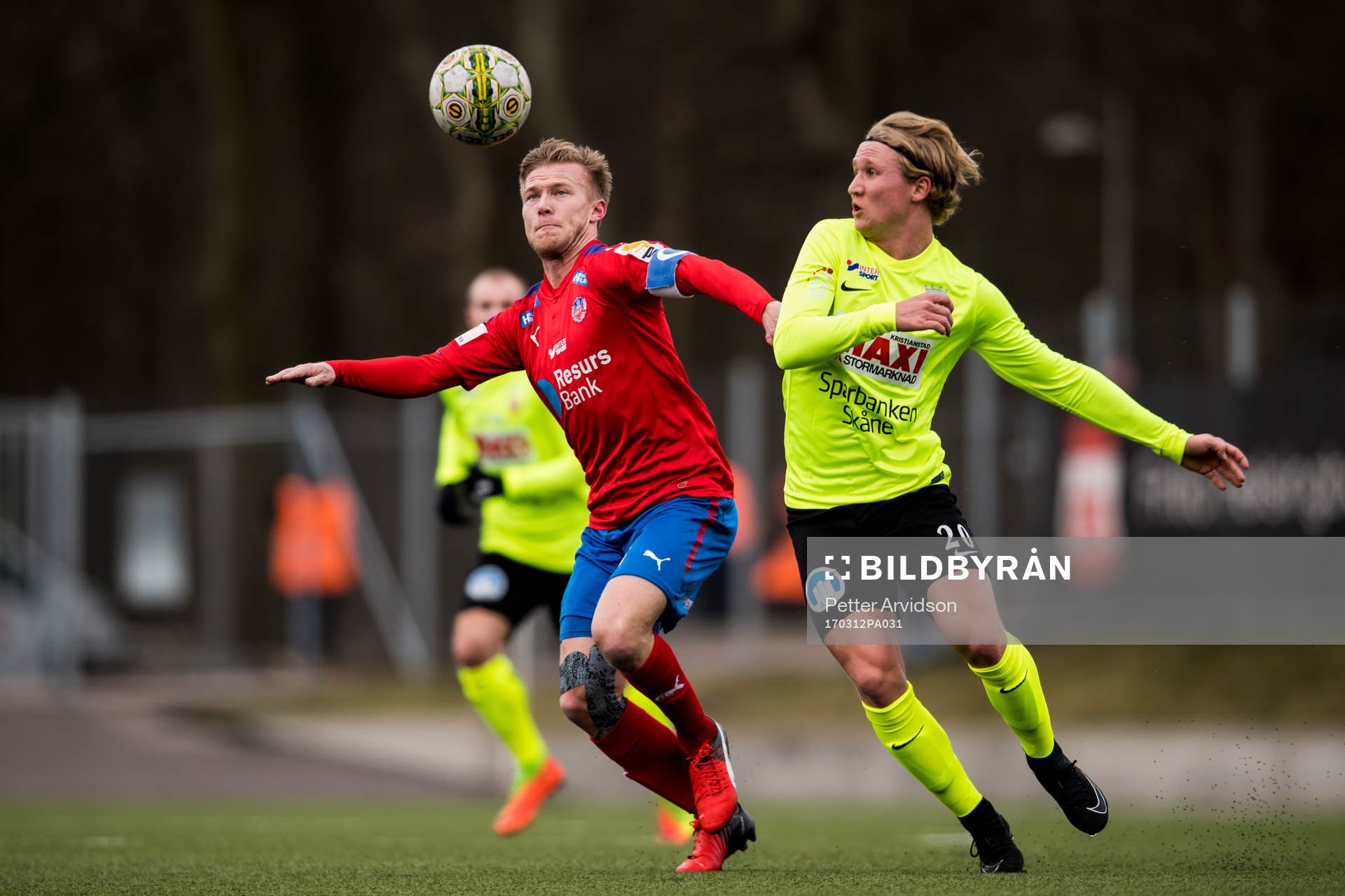 Helsingborgs Andreas Landgren och Kristianstads Andre Kamp under en träningsmatch i fotboll mellan Helsingborg och Kristianstad den 12 mars 2017 i Helsingborg.
