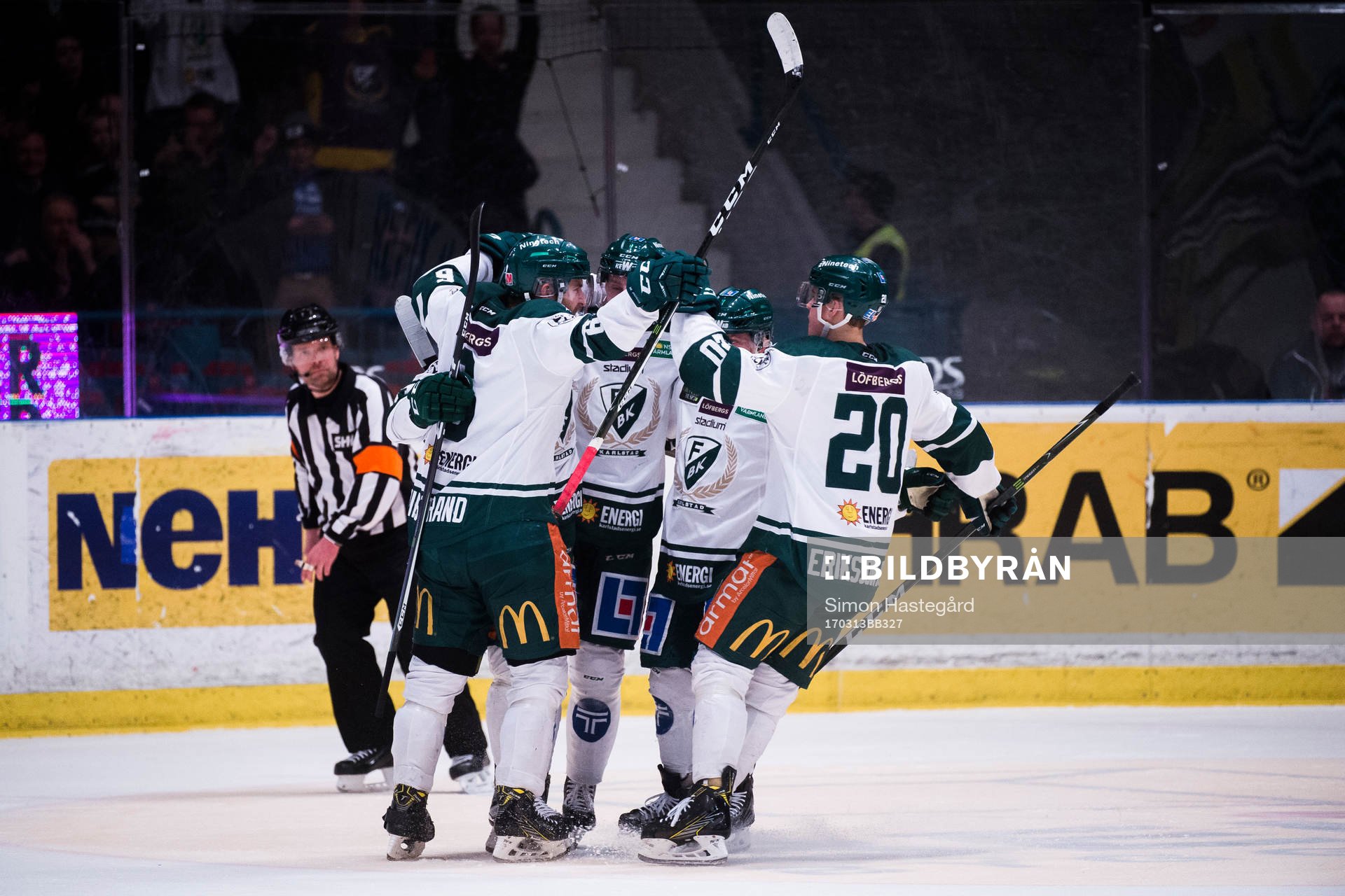 Färjestads spelare jublar