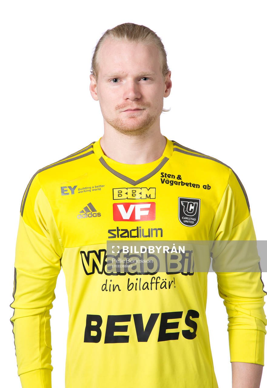 Carlstads målvakt Mathias Karlsson