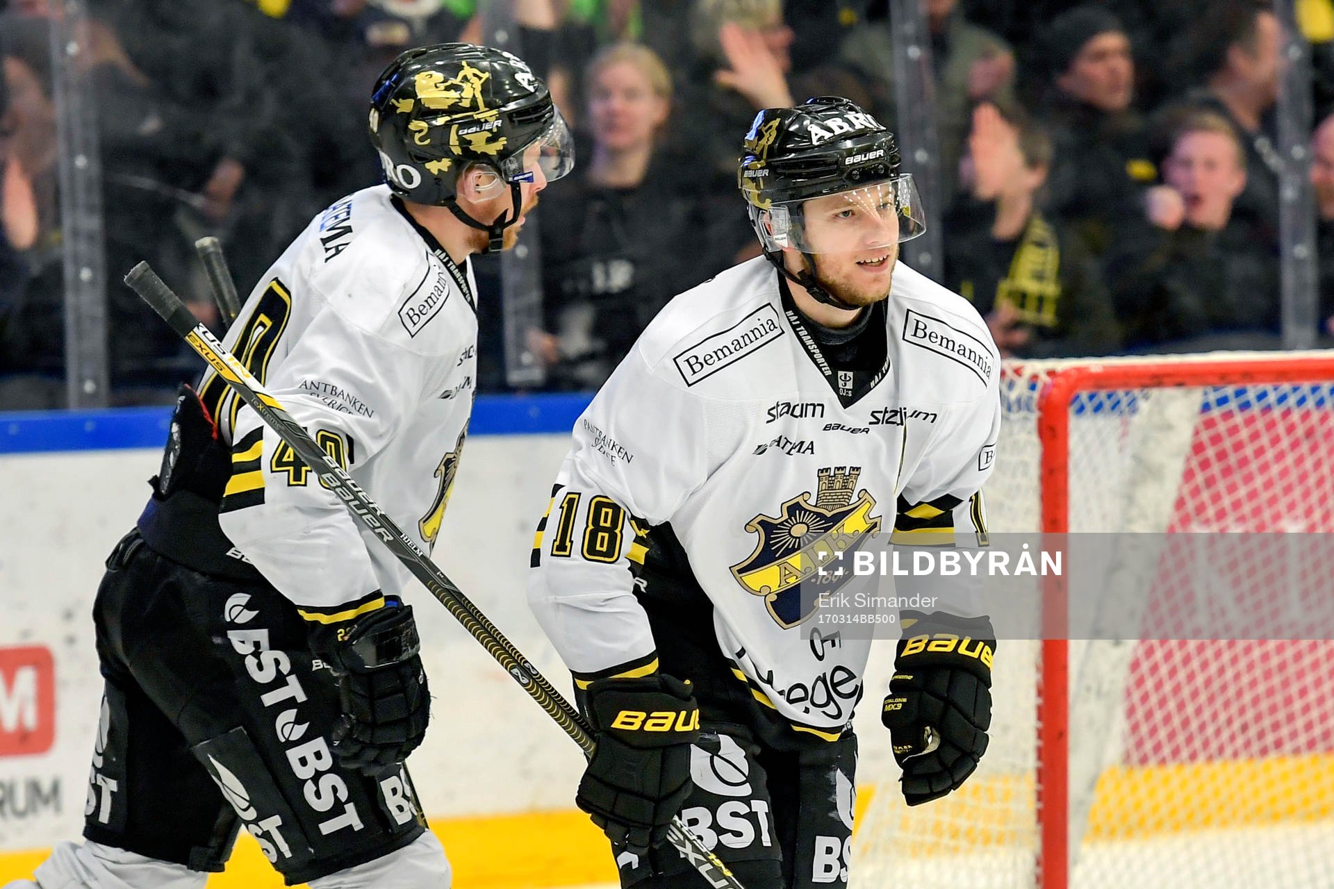s Anders Eriksson och Andreas Hjelm jublar