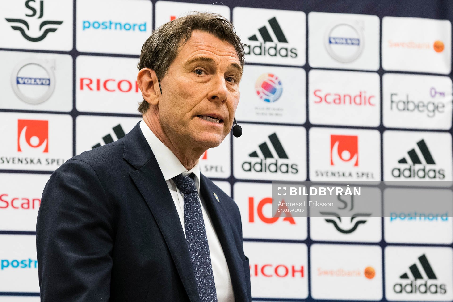 Sveriges förbundskapten U21, Håkan Ericson, under en presskonferens anordnad av Svenska Fotbollsförbundet den 15 mars 2017 i Stockholm.