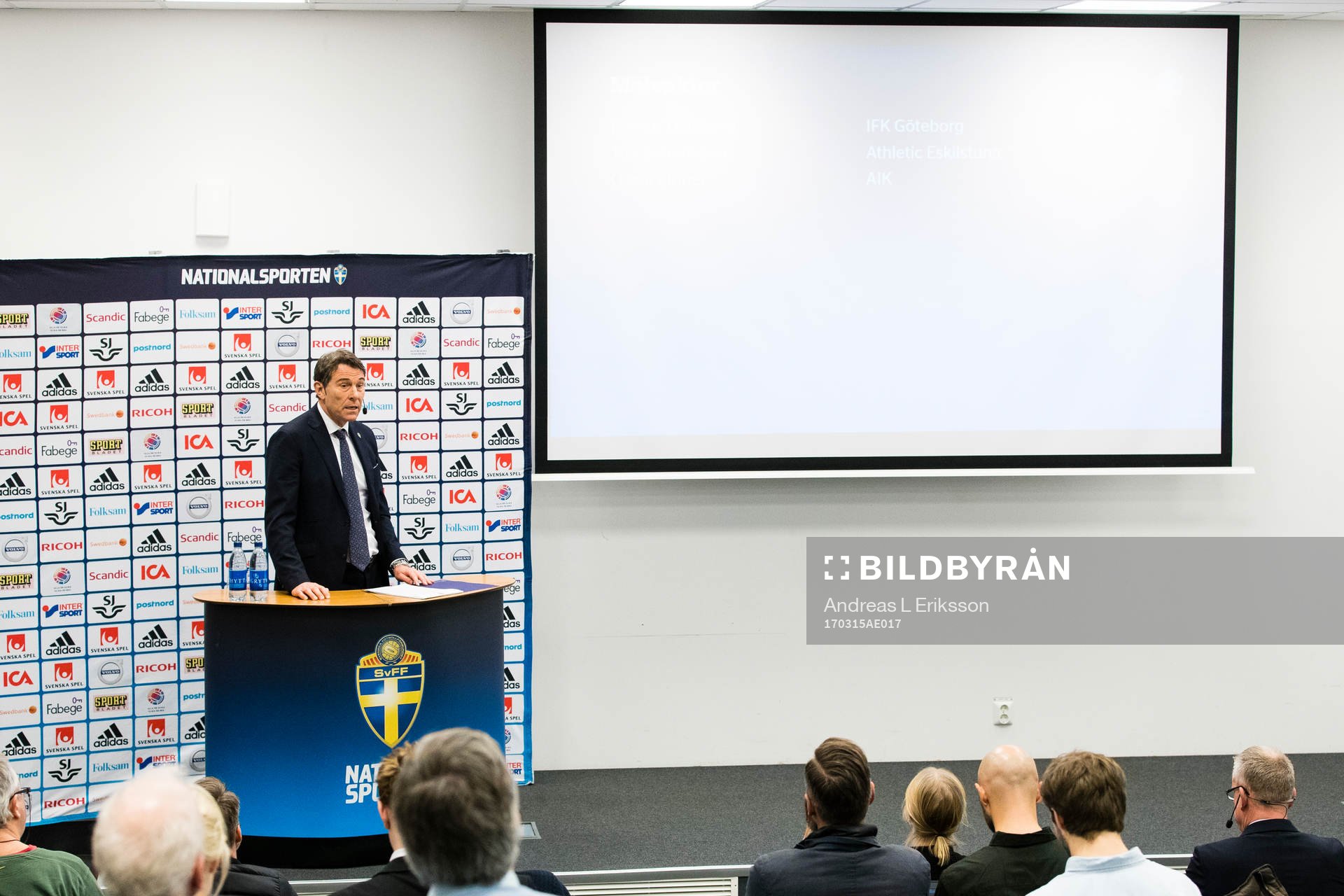 Sveriges förbundskapten U21, Håkan Ericson, under en presskonferens anordnad av Svenska Fotbollsförbundet den 15 mars 2017 i Stockholm.
