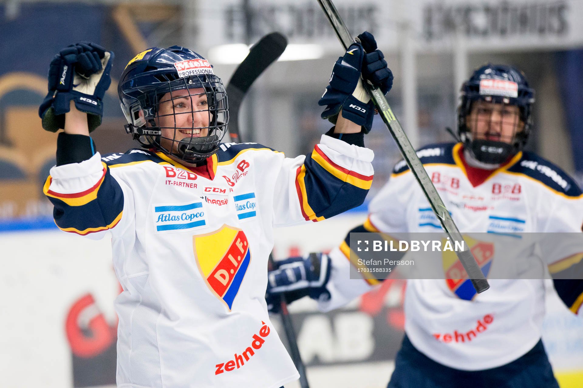 Djurgårdens Rebecca Stenberg jublar