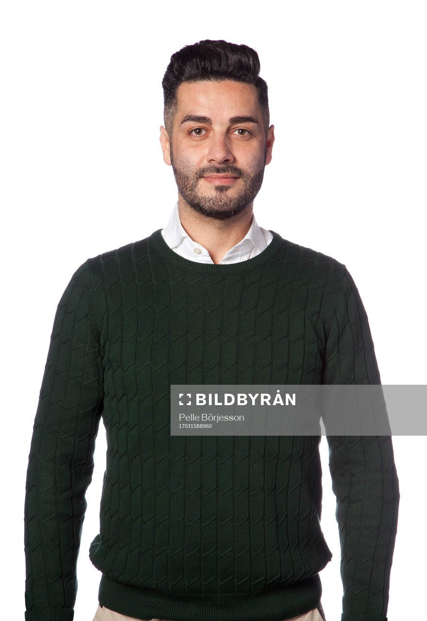 Rosengårds Sportchef Amir Poursamad poserar för ett porträtt den 15 mars 2017 i Malmö.