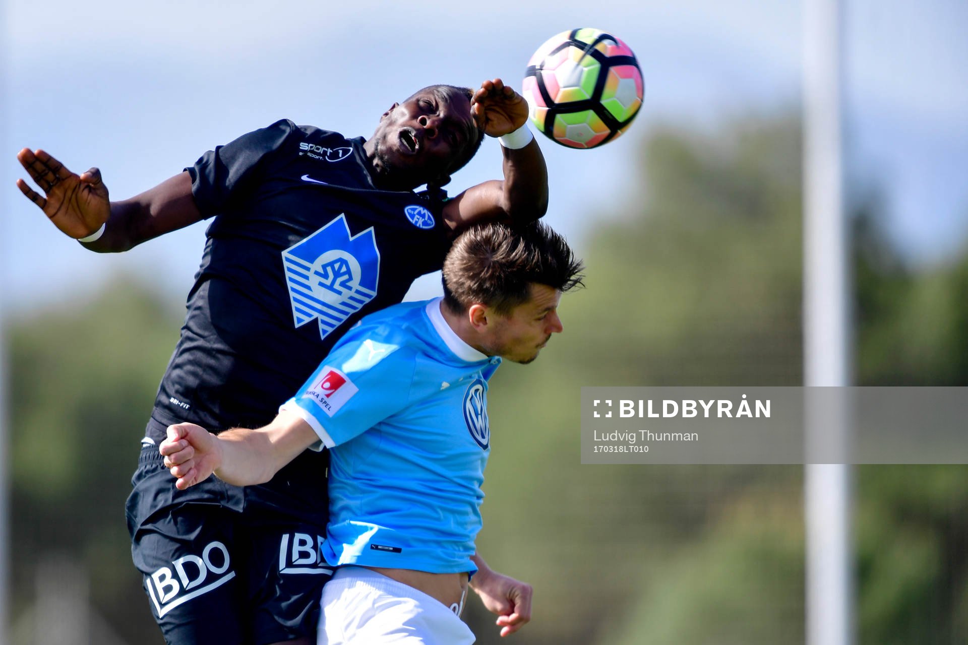 Moldes Isak Ssewankambo och Malmö FFs Markus Rosenberg