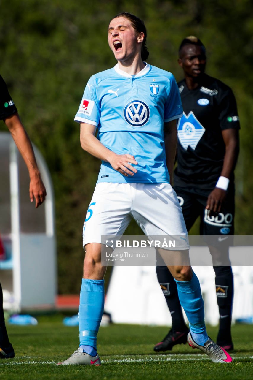 Malmö FFs Pawel Cibicki deppar