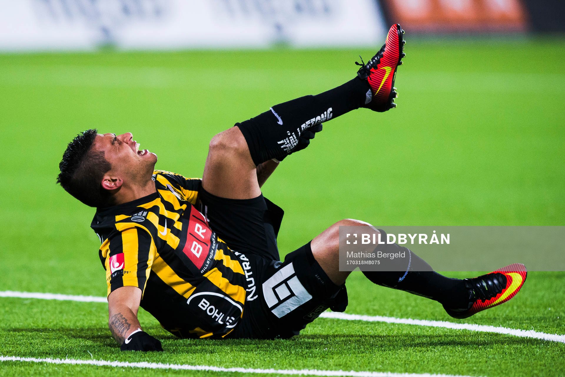 Häckens Paulinho reagerar