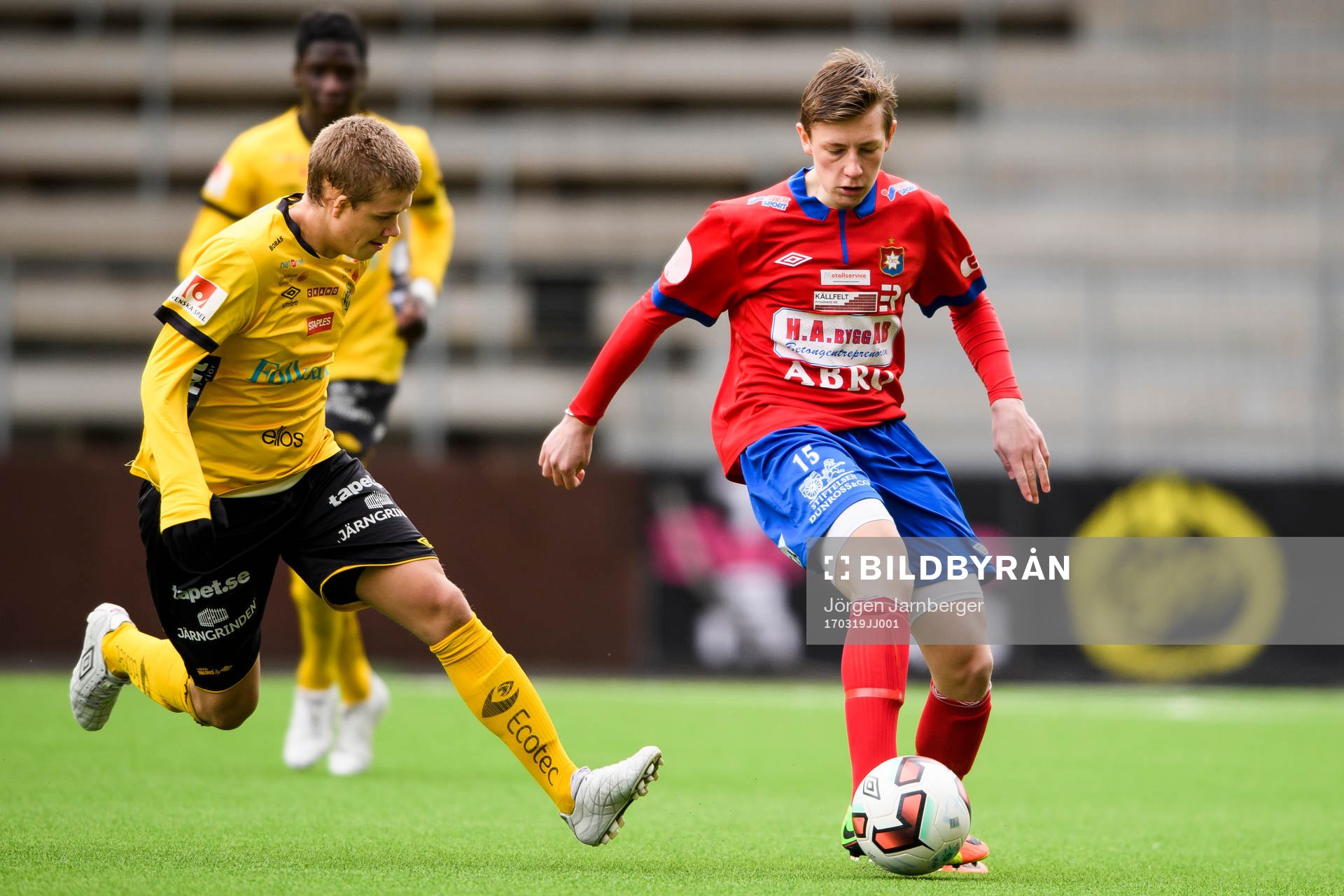 Örgrytes Daniel Simonsen och Elfsborgs Kevin Holmén