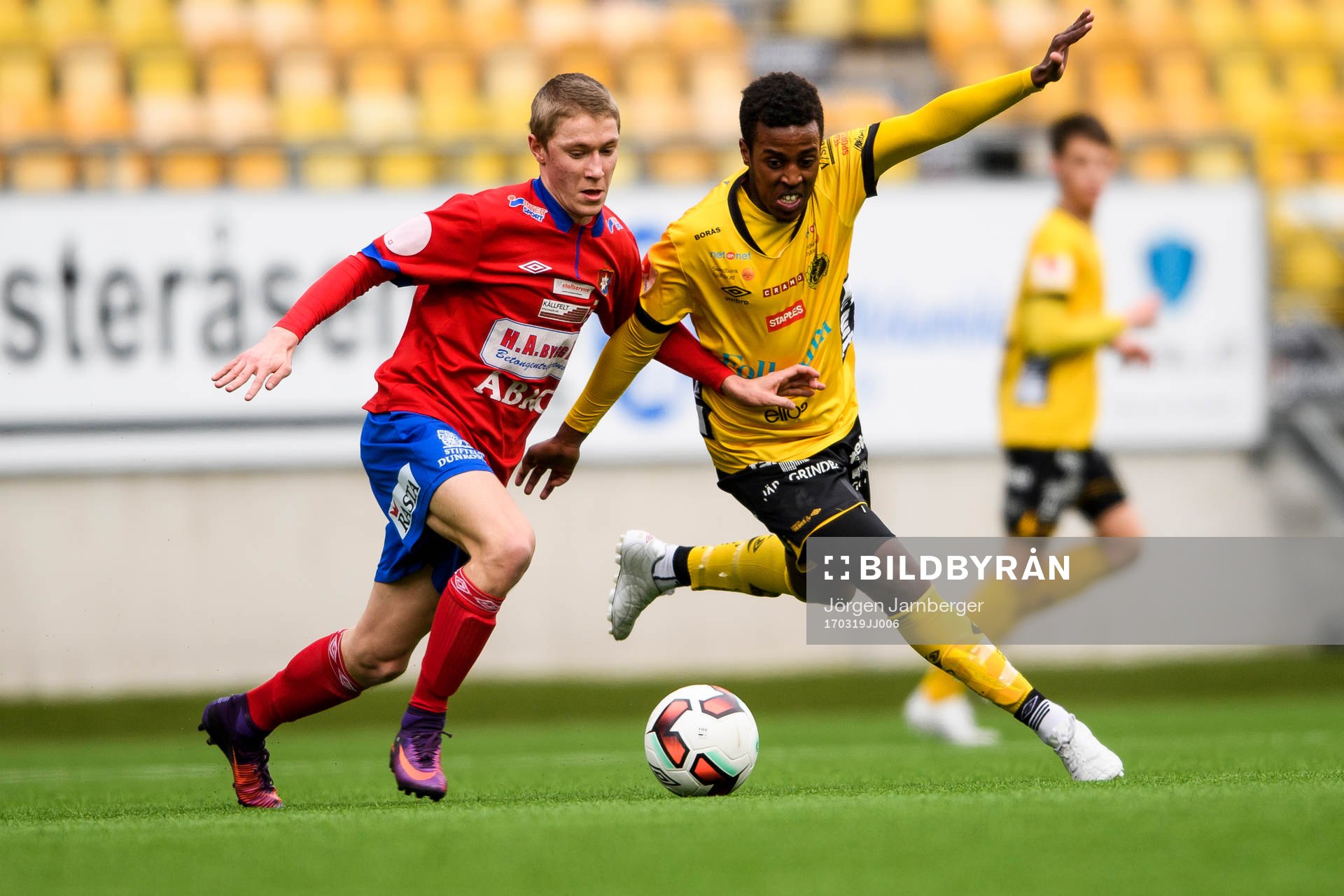 Elfsborgs Nattnael Zerai och Örgrytes Kasper Davidsson