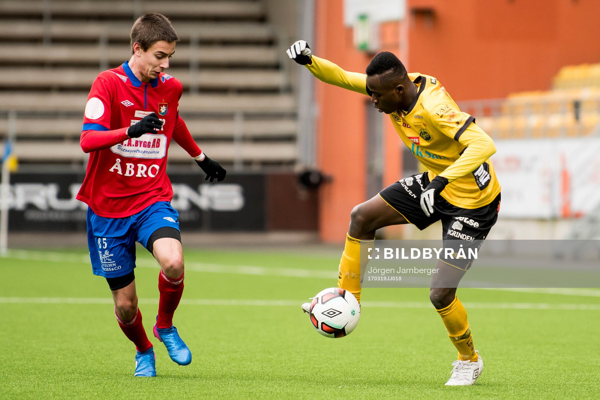 Elfsborgs Prince Isaac Kouame och Örgrytes Tyler Sernling