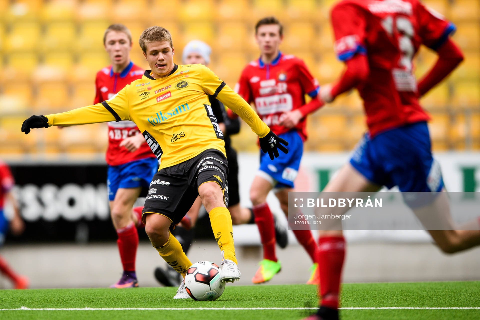 Elfsborgs Kevin Holmén under fotbollsmatchen i Ligacupen U17 mellan Elfsborg och Örgryte den 19 mars 2017 i Borås.