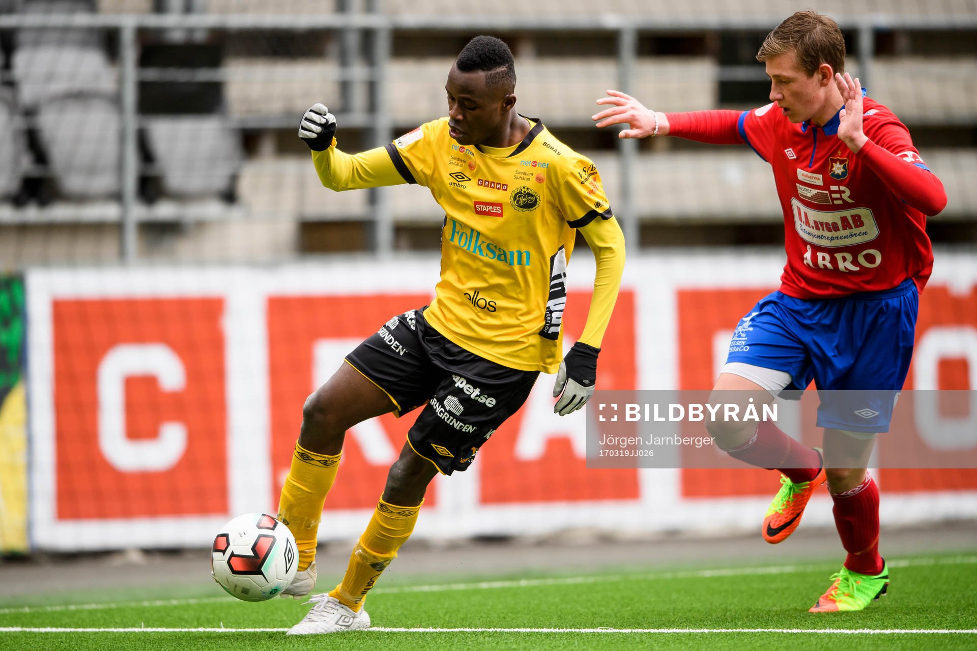 Elfsborgs Prince Isaac Kouame och Örgrytes Daniel Simonsen