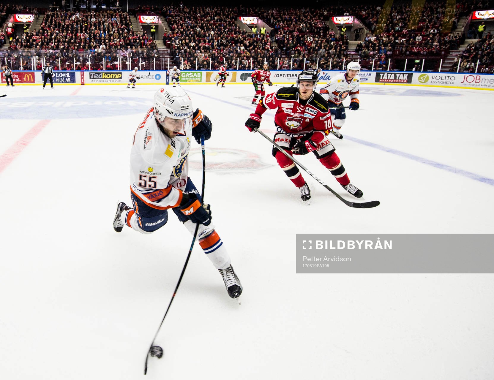 Växjös Nick Bailen och Malmö Redhawks Robin Alvarez