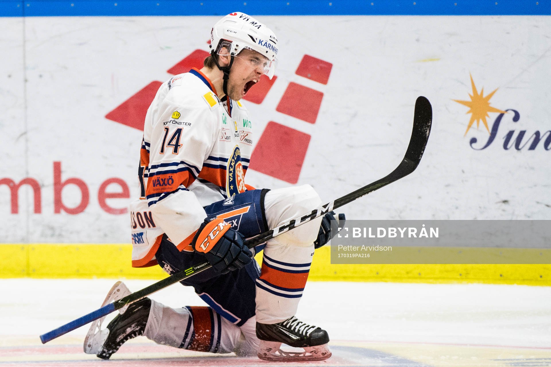 Växjös Emil Pettersson jublar