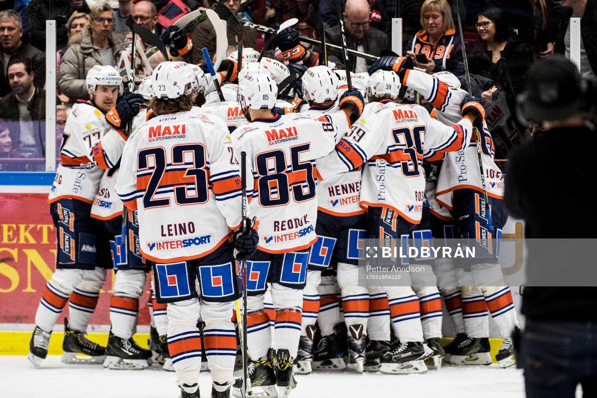 Växjös spelare jublar