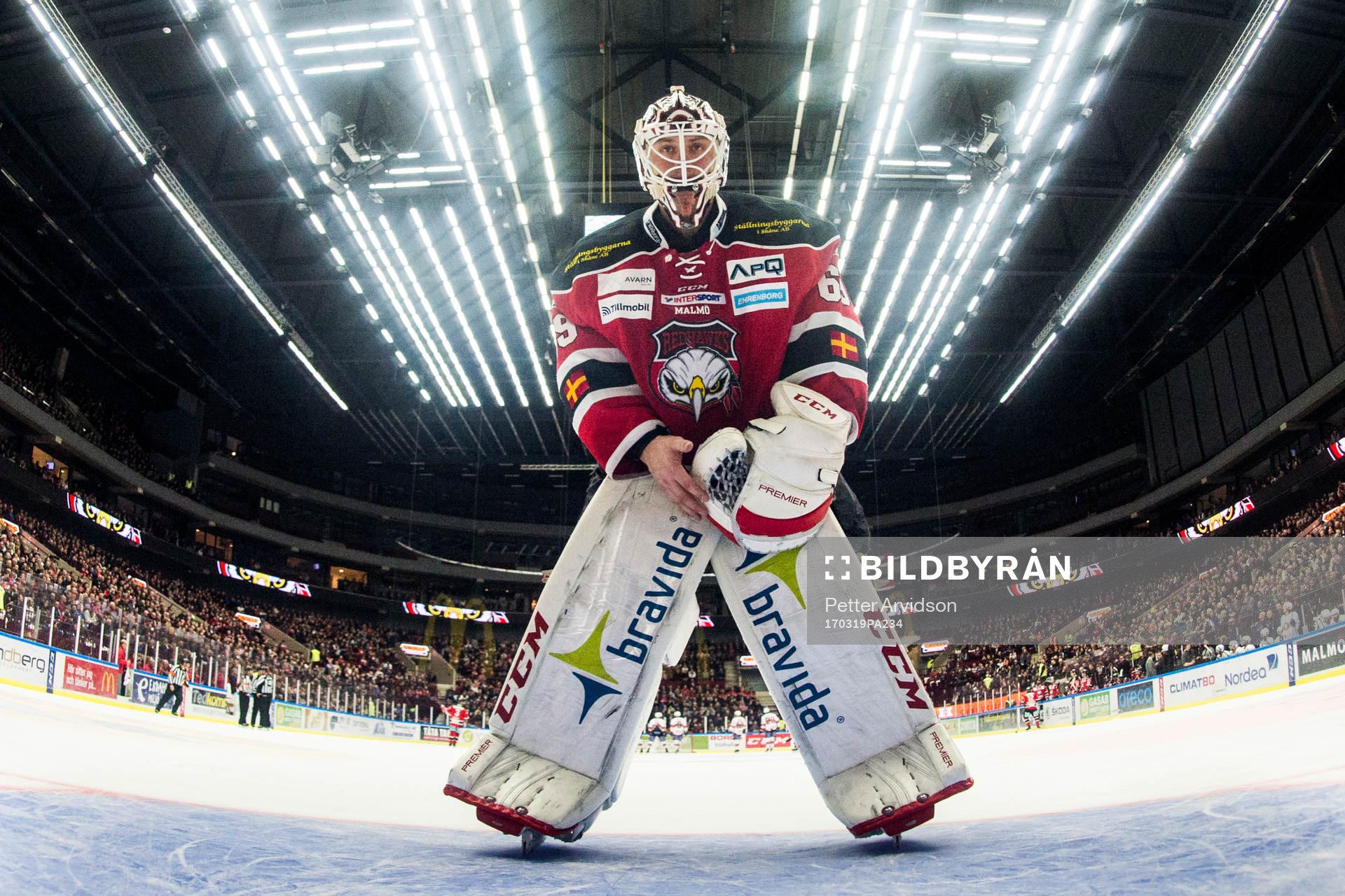 Malmö Redhawks målvakt Oscar Alsenfelt deppar