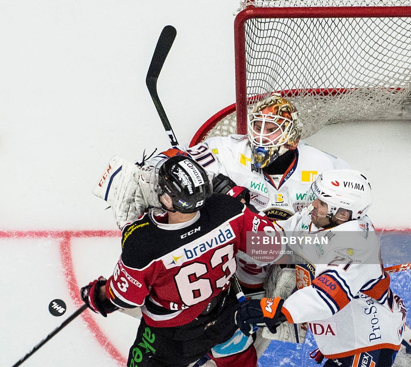 Växjös målvakt Joacim Eriksson och Cory Murphy