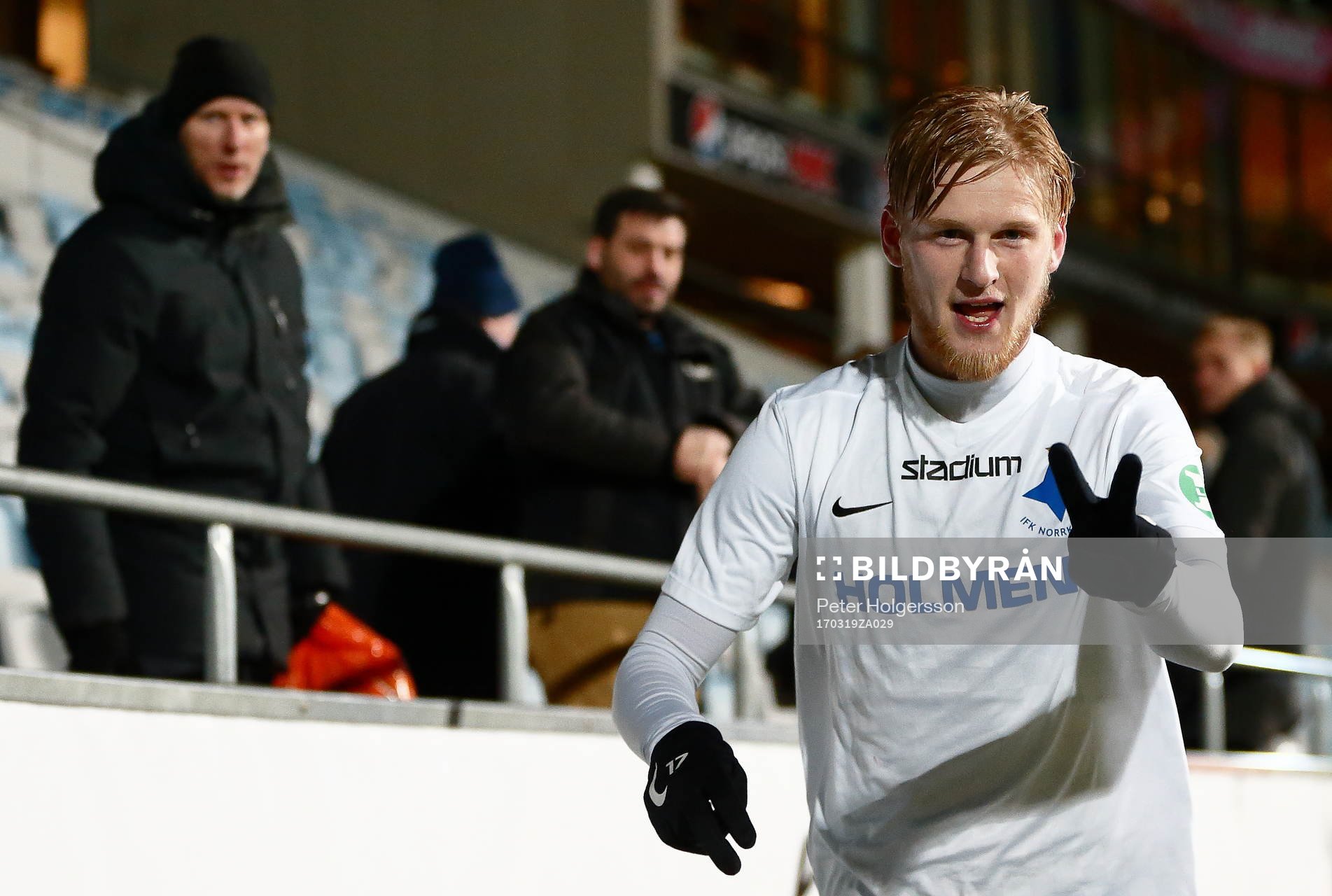 Norrköpings Kalle Holmberg jublar