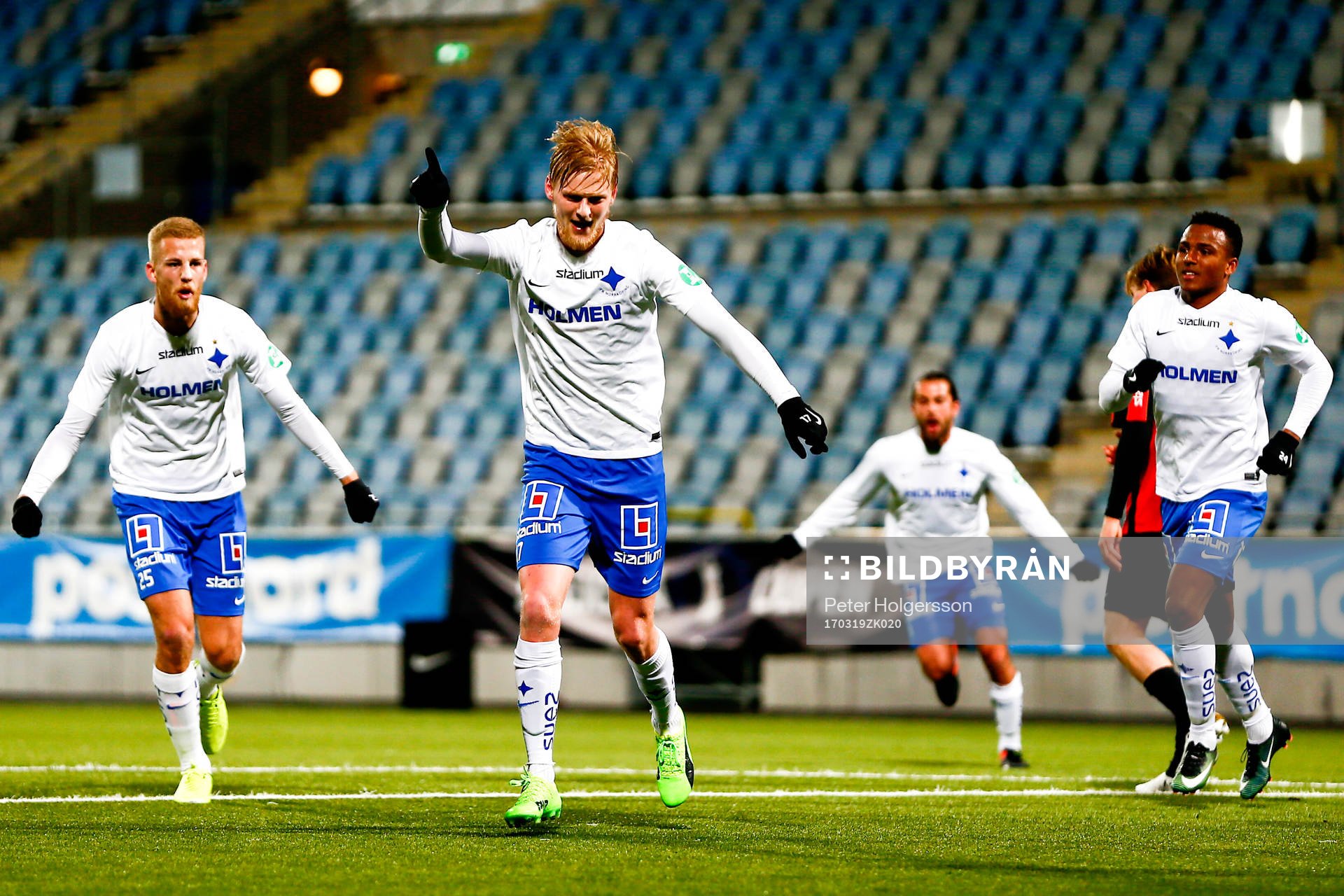 Norrköpings Karl Holmberg jublar