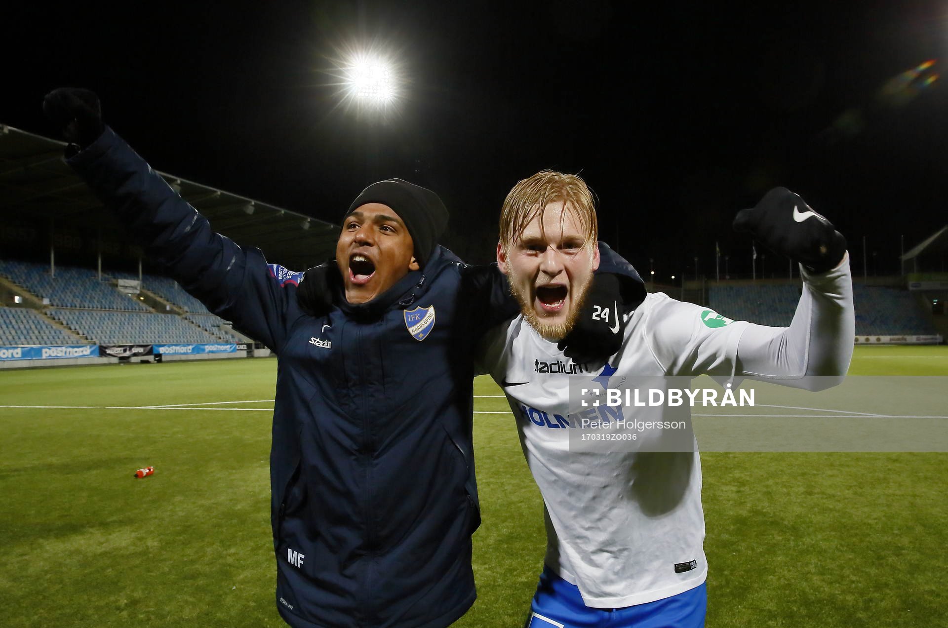 Norrköpings Niclas Eliasson och Kalle Holmberg jublar