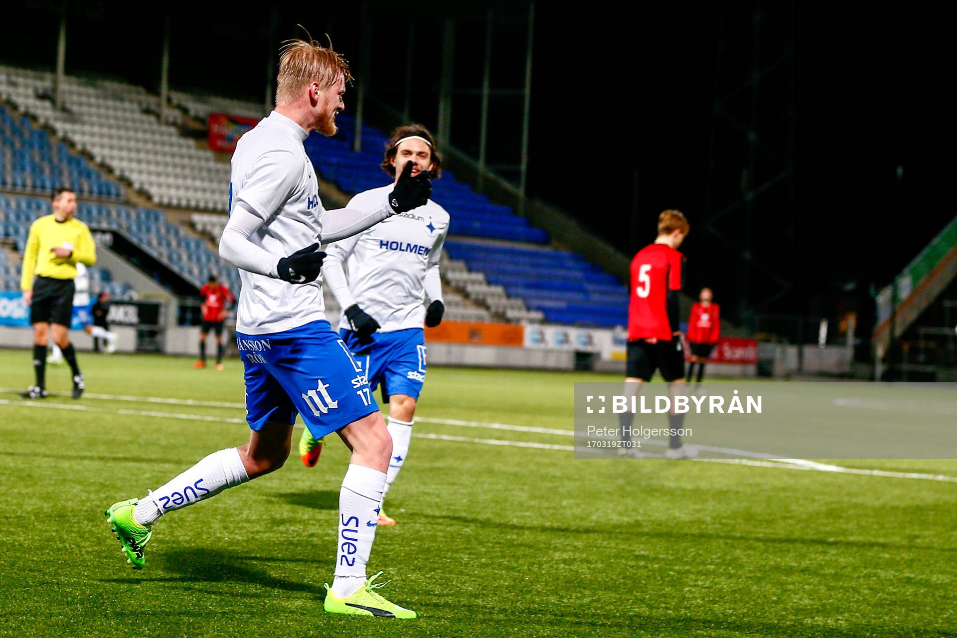 Norrköpings Karl Holmberg jublar