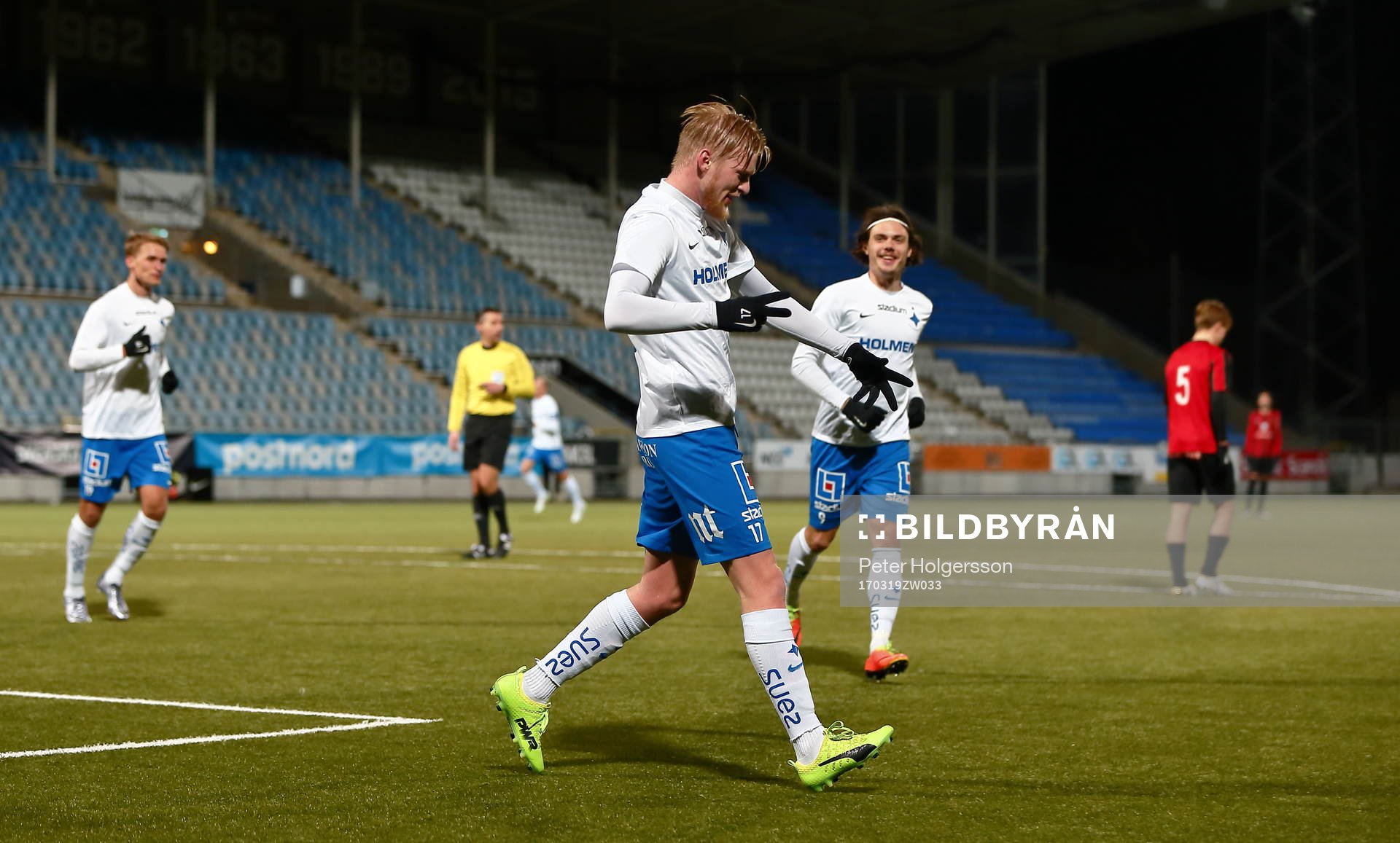 Norrköpings Kalle Holmberg jublar