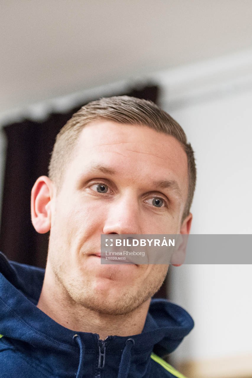 Robin Olsen