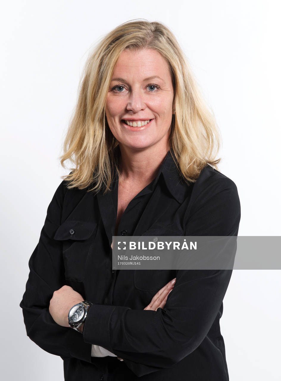 Cilla Fischer, Sirius, poserar för ett porträtt under upptaktsträffen för Allsvenskan i fotboll den 20 mars 2017 i Uppsala.
