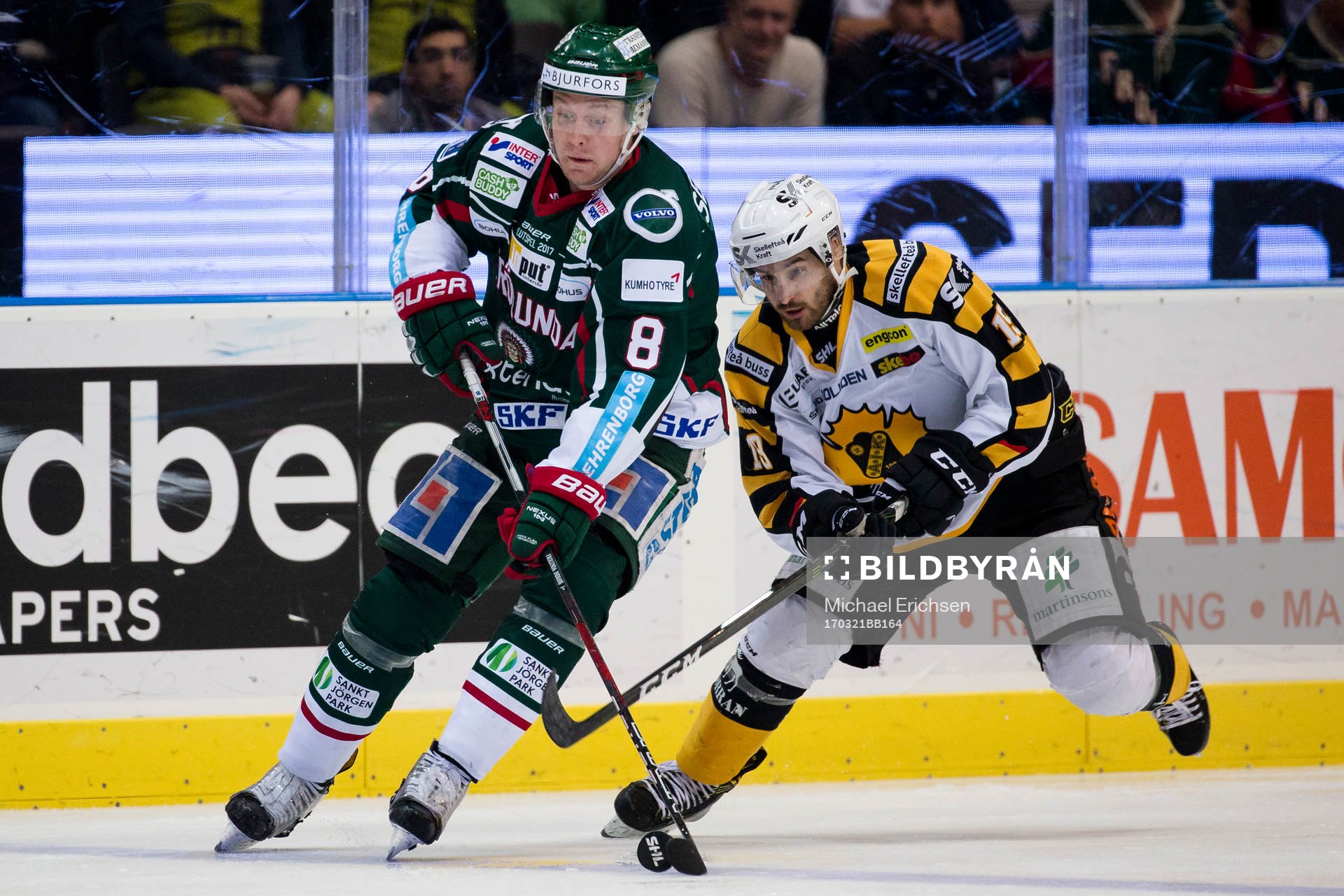 Frölundas John Nyberg före Skellefteås Andrew Calof