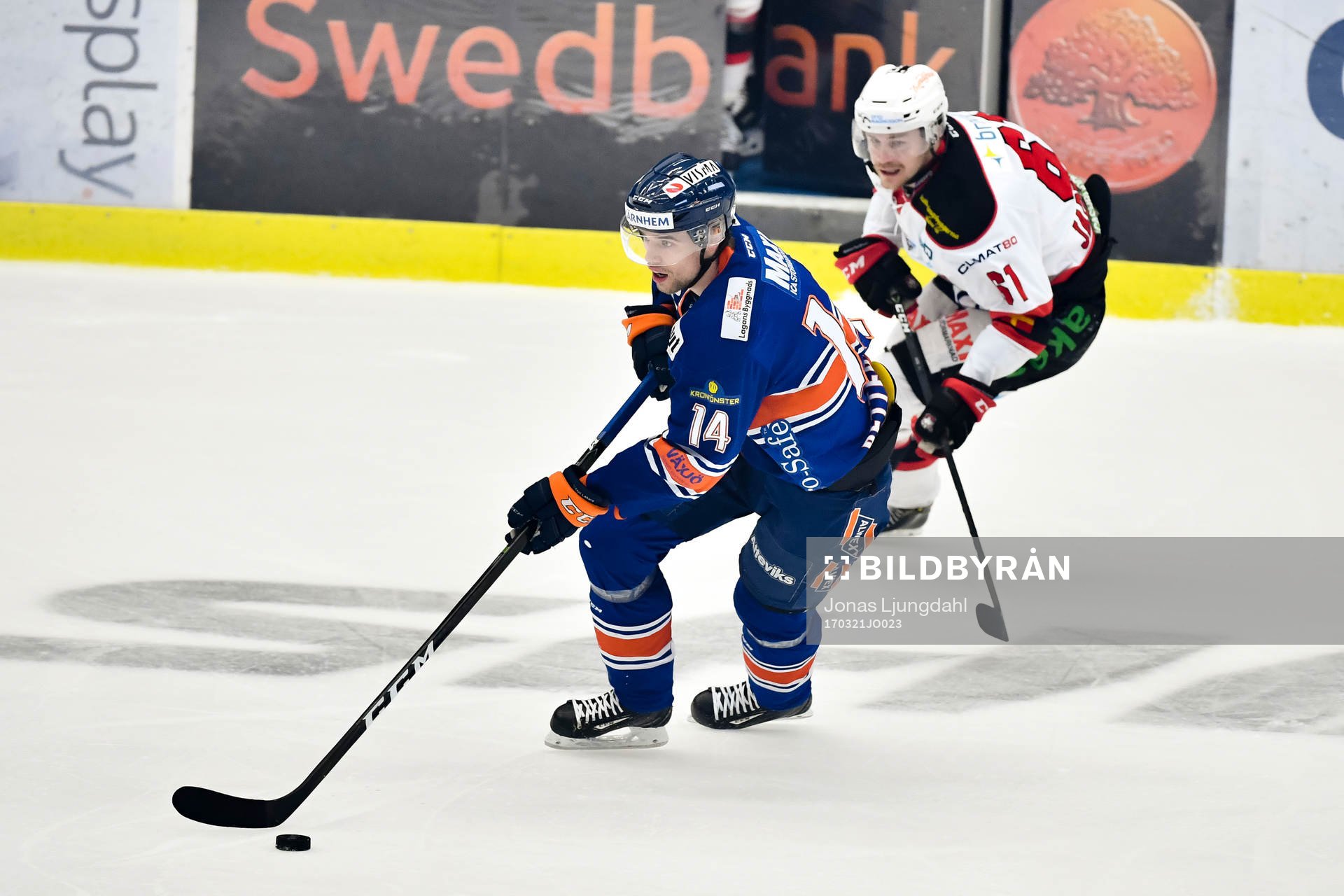 Växjös Emil Pettersson och Malmö Redhawks Nicklas