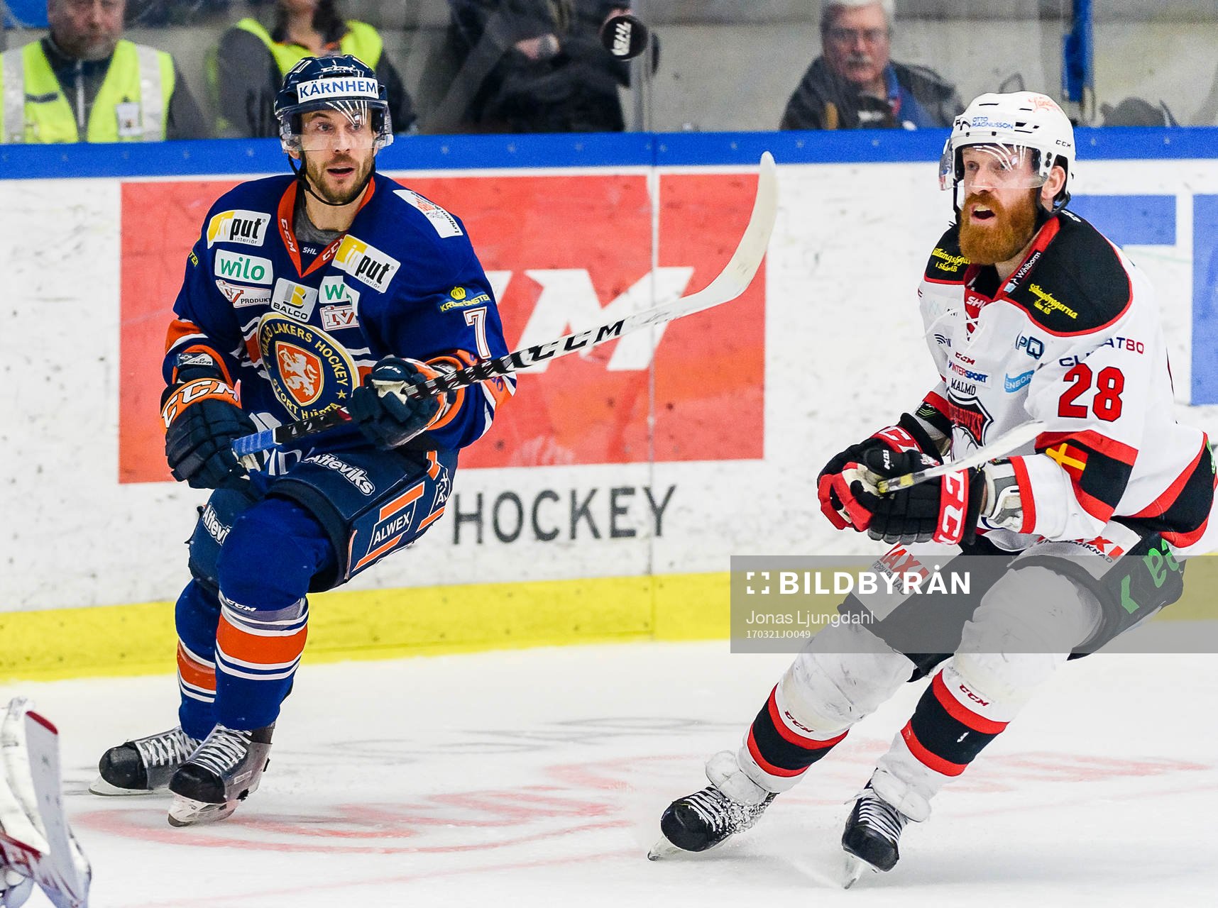 Växjös Jeff Tambellini och Malmö Redhawks Jens Olsson