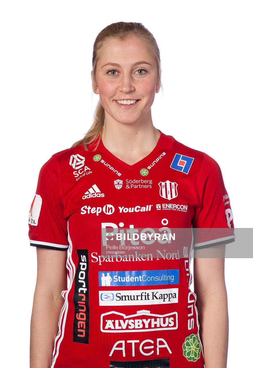 Piteås Julia Karlenäs