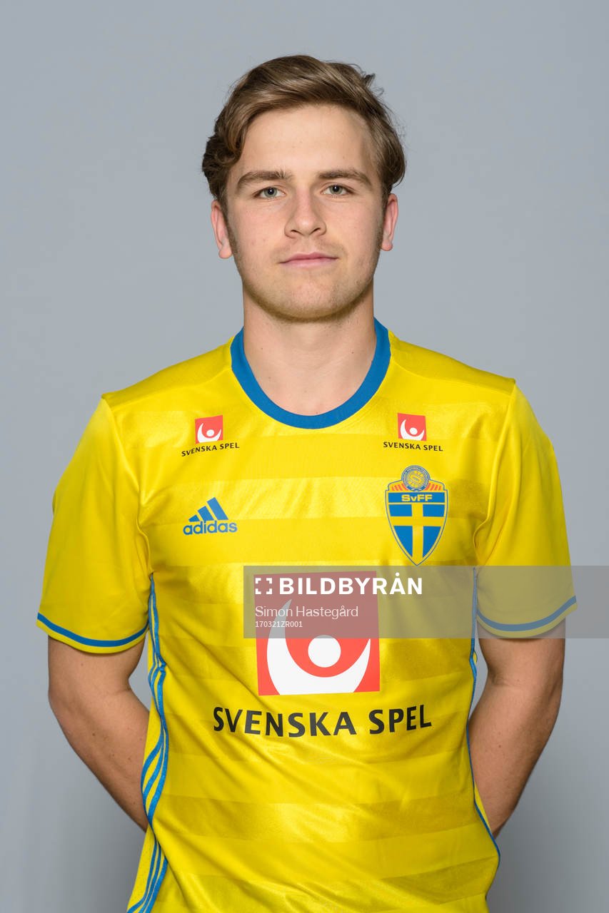 Erik Gunnarsson i P18-landslaget