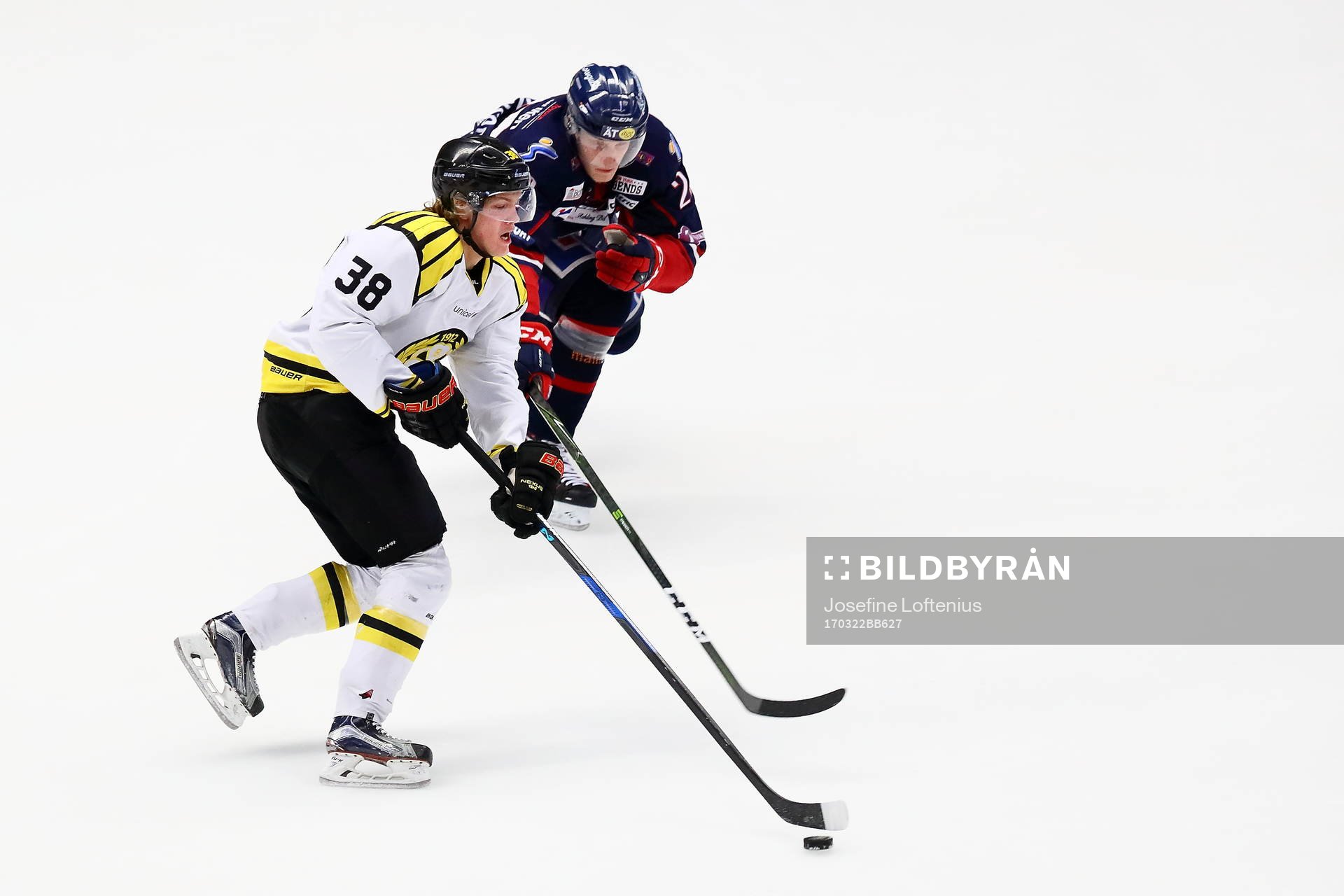 Brynäs Jesper Boqvist och Linköpings Gabriel Carlsson