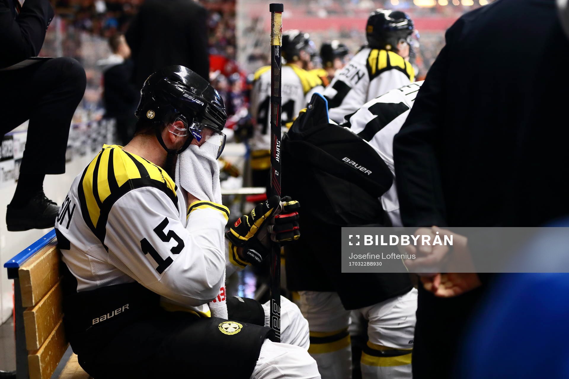 Brynäs Simon Bertilsson deppar