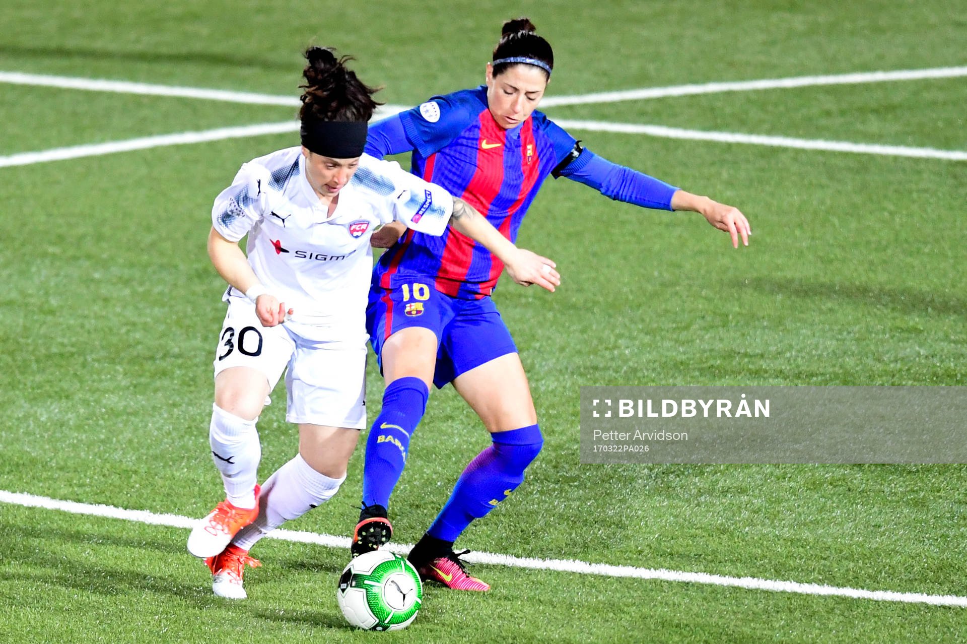 Rosengårds Ella Masar och Barcelonas Marta Torrejón