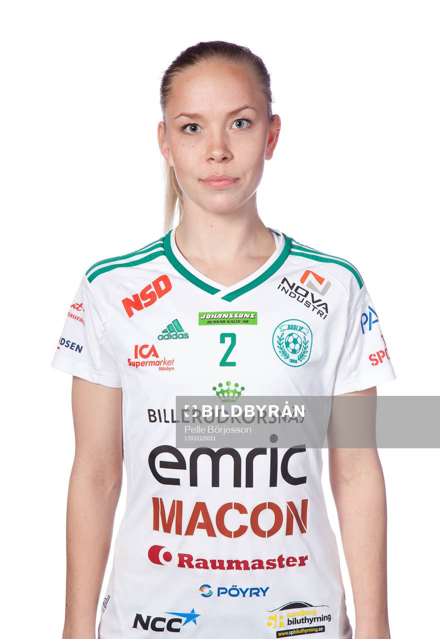 Assis Frida Jacobsson poserar för ett porträtt den 22 mars 2017 i Risögrund.