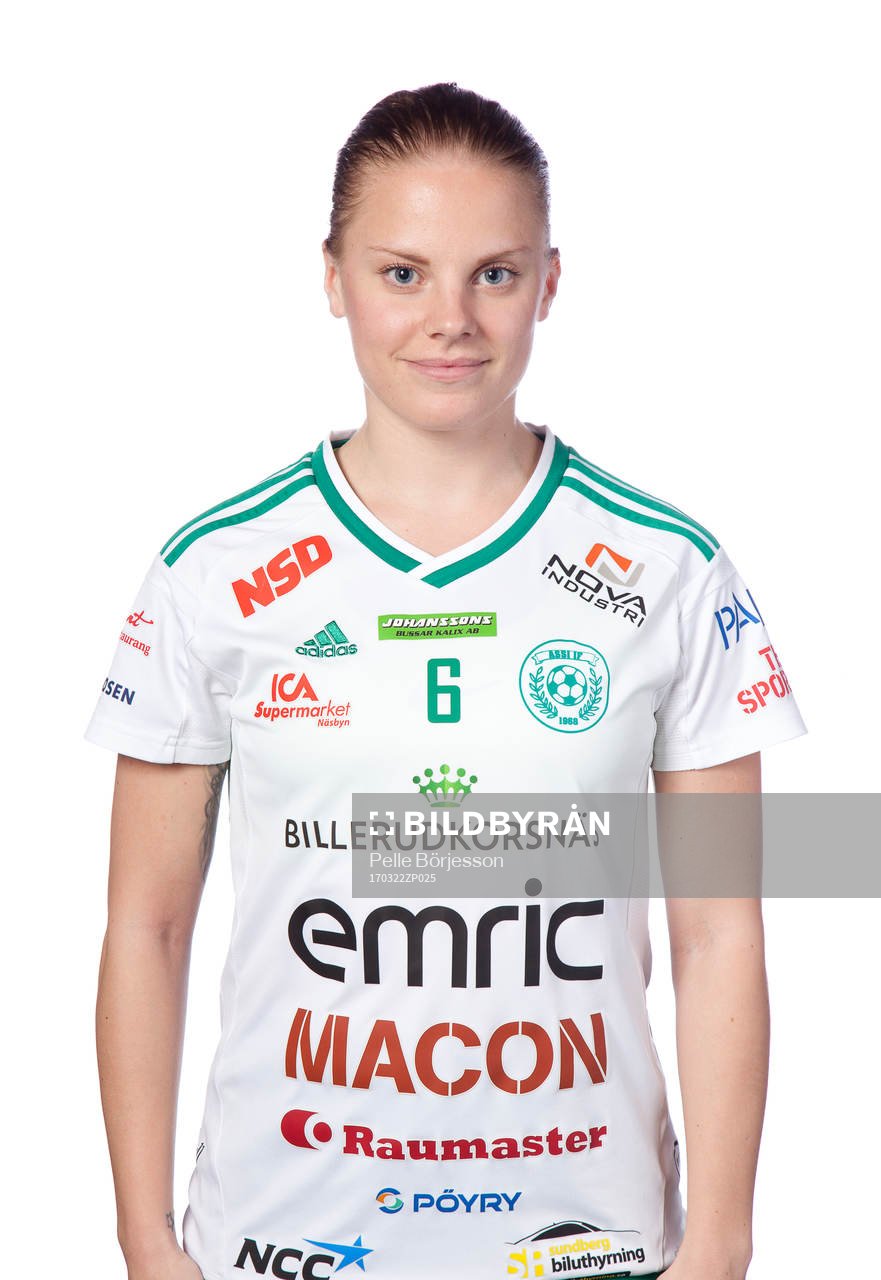 Assis Emelie Helmvall