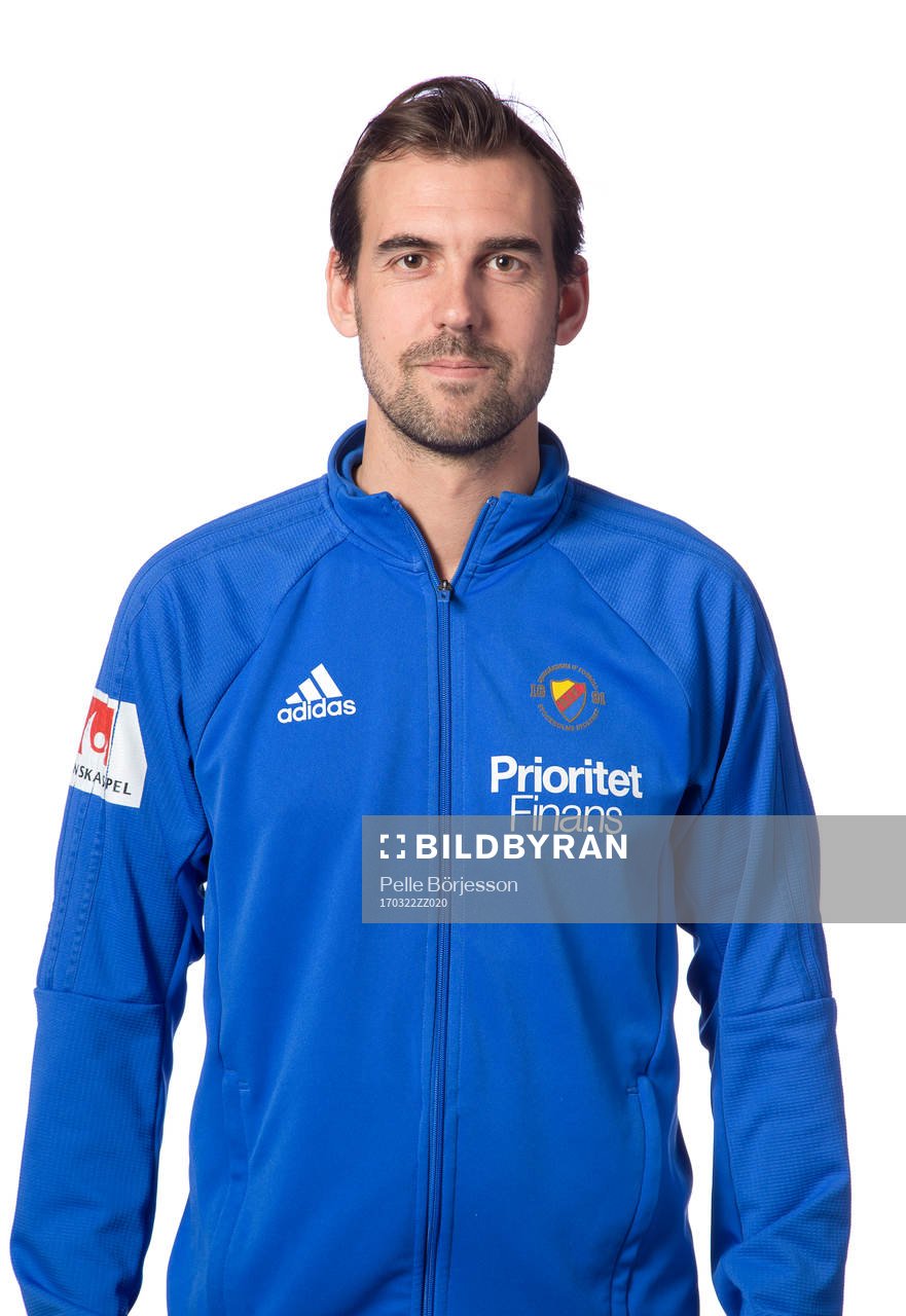 Djurgårdens sportchef tränare Joel Riddez poserar för ett porträtt den 22 mars 2017 i Stockholm.