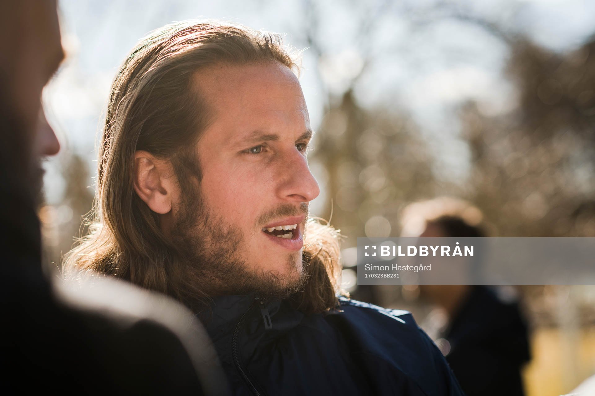 Djurgården presenterar Jonas Olsson som nyförvärv under en  presskonferens den 23 mars 2017 i Stockholm.