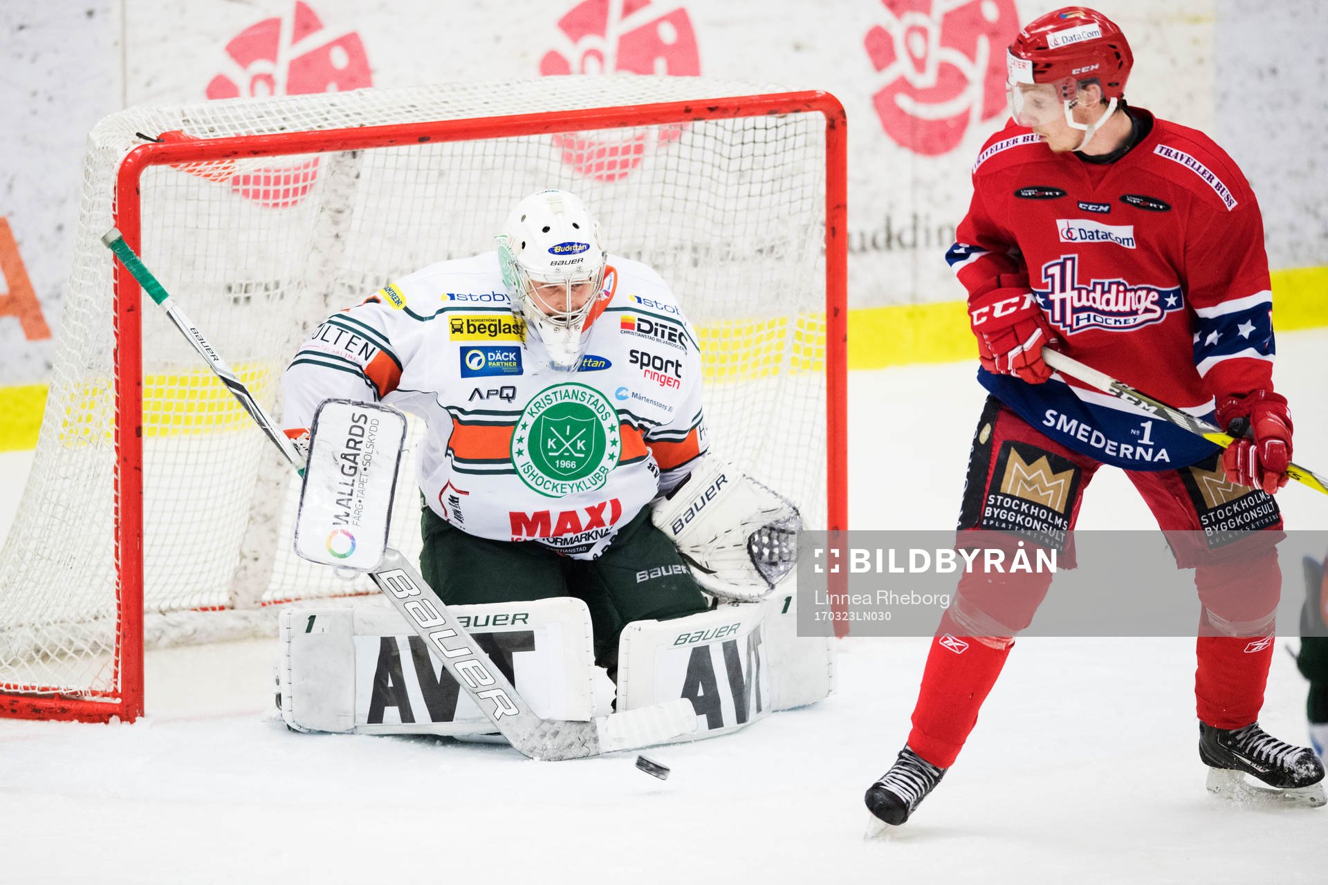 Kristianstads målvakt Joel Gistedt gör en räddning