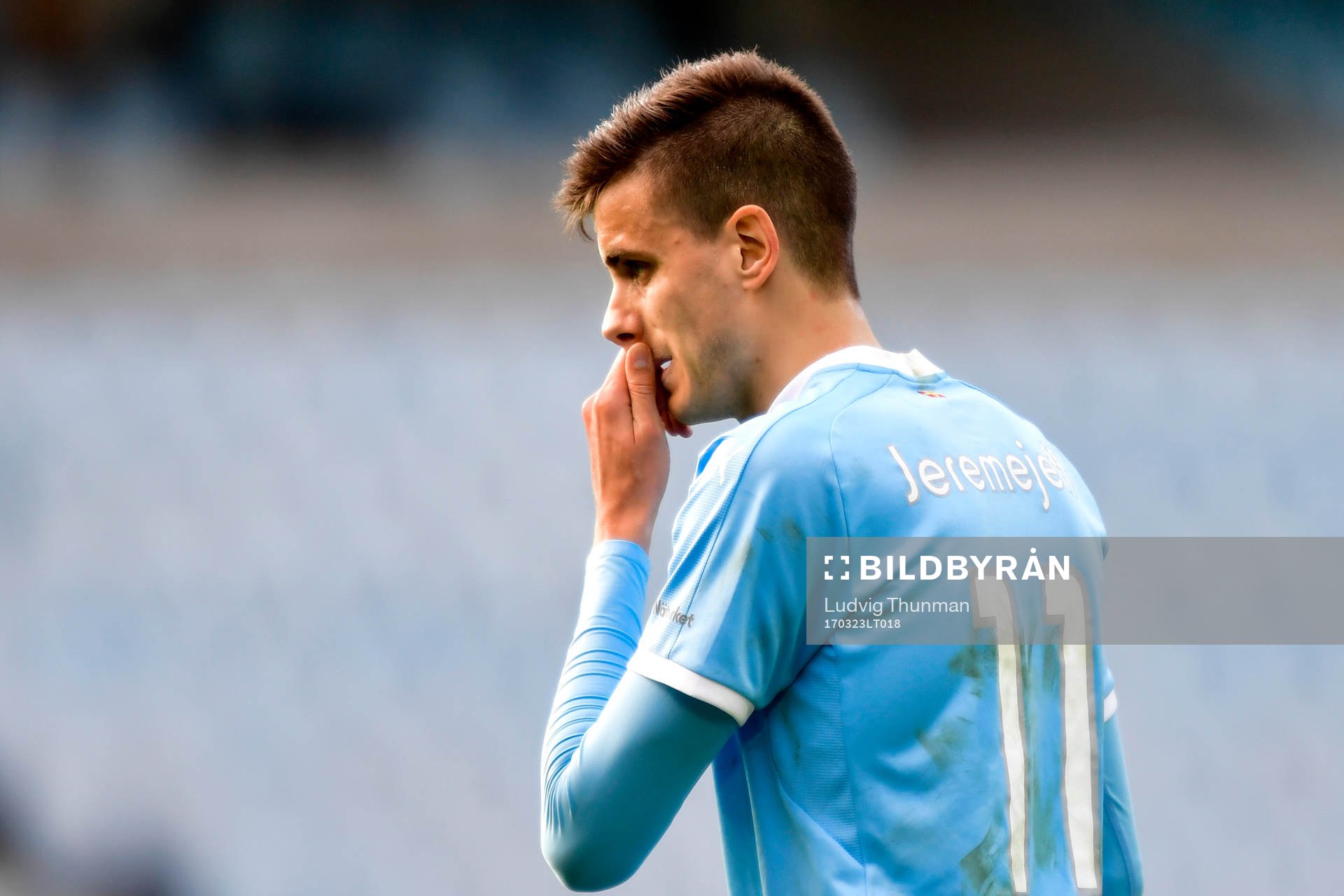 Malmö FFs Alexander Jeremejeff deppar