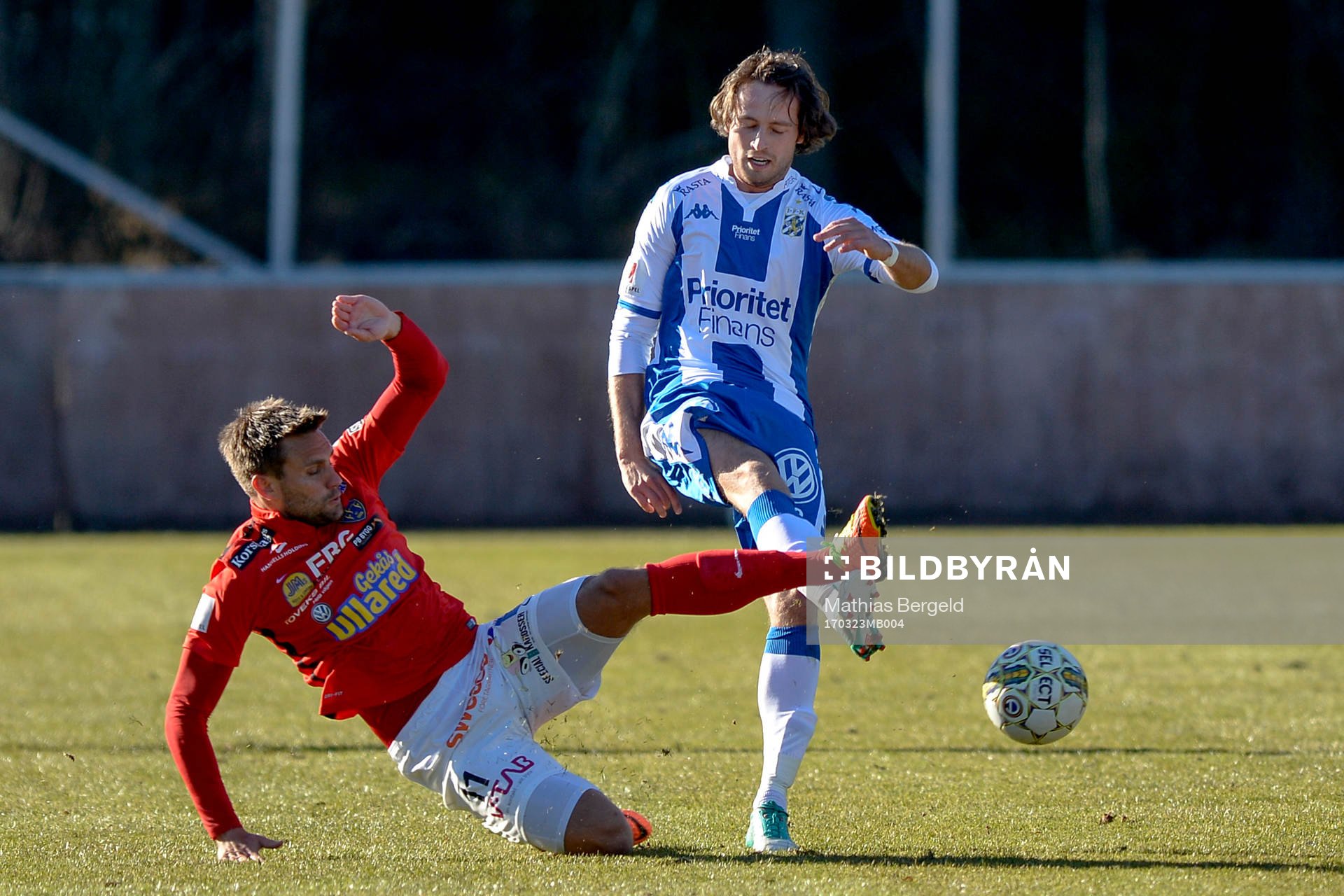 Falkenbergs Johannes Vall och IFK Göteborgs Mikkel Diskerud