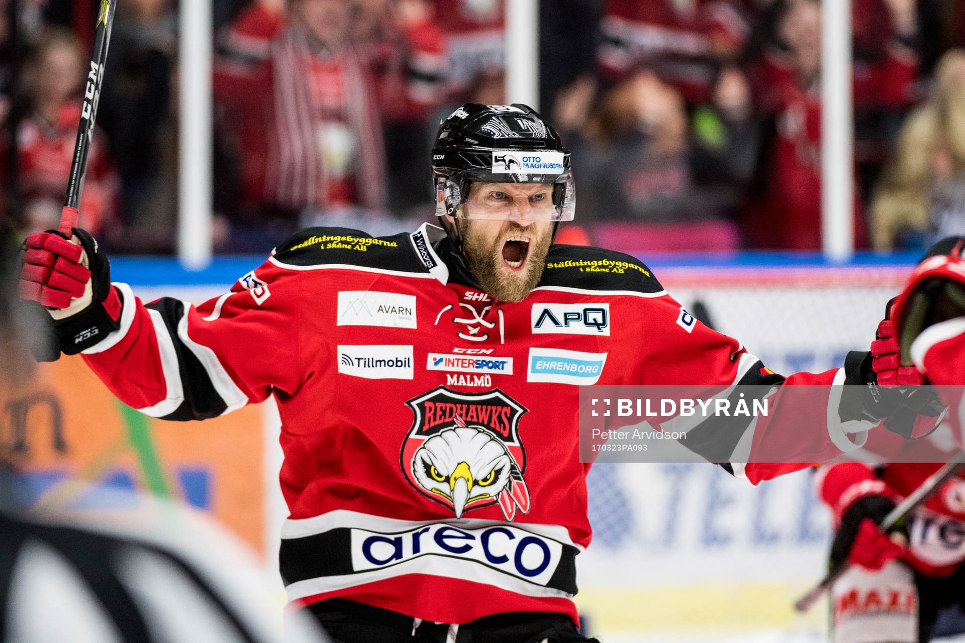 Malmö Redhawks Mathias Tjärnqvist jublar