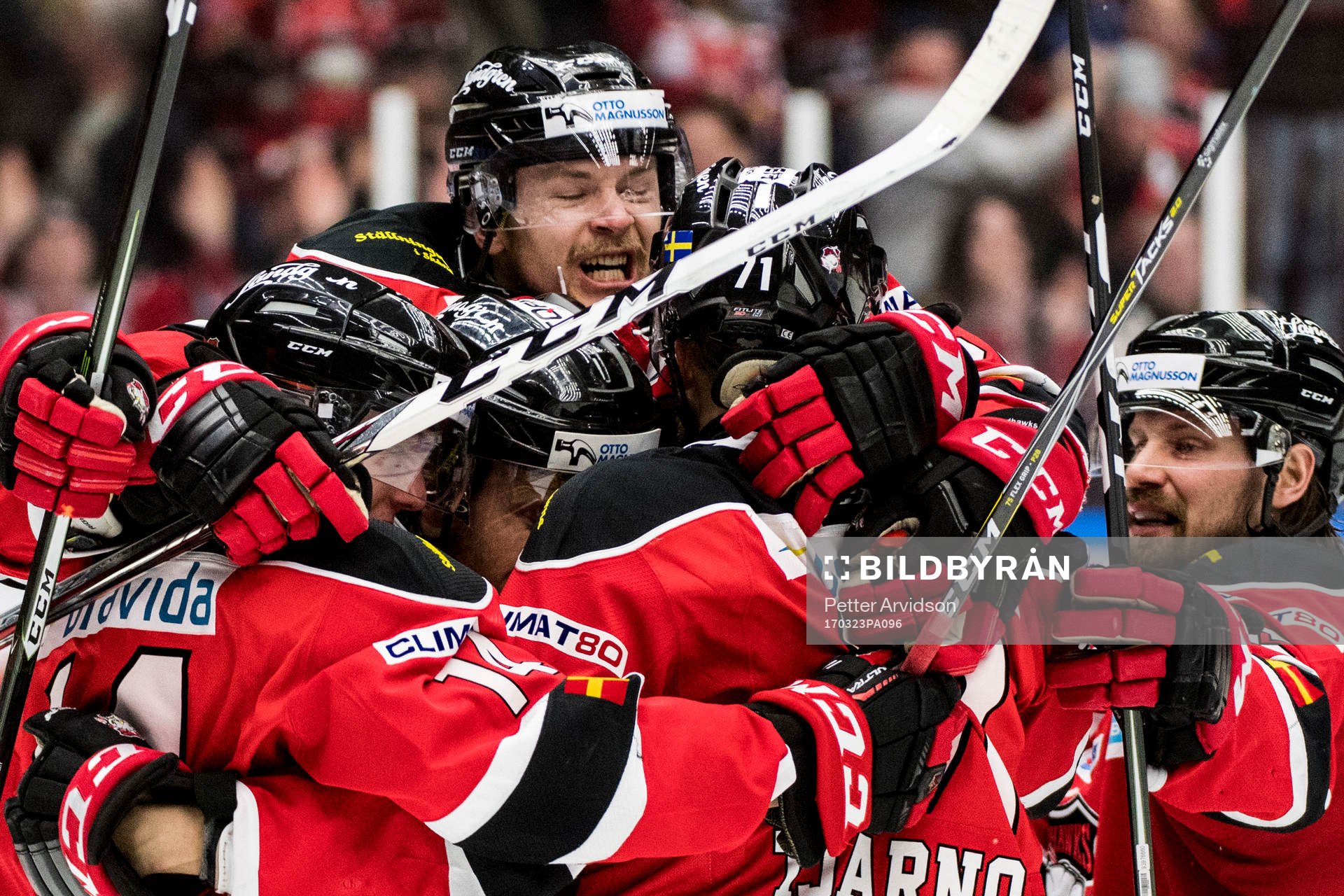 Malmö Redhawks Nicklas Jadeland (m) jublar