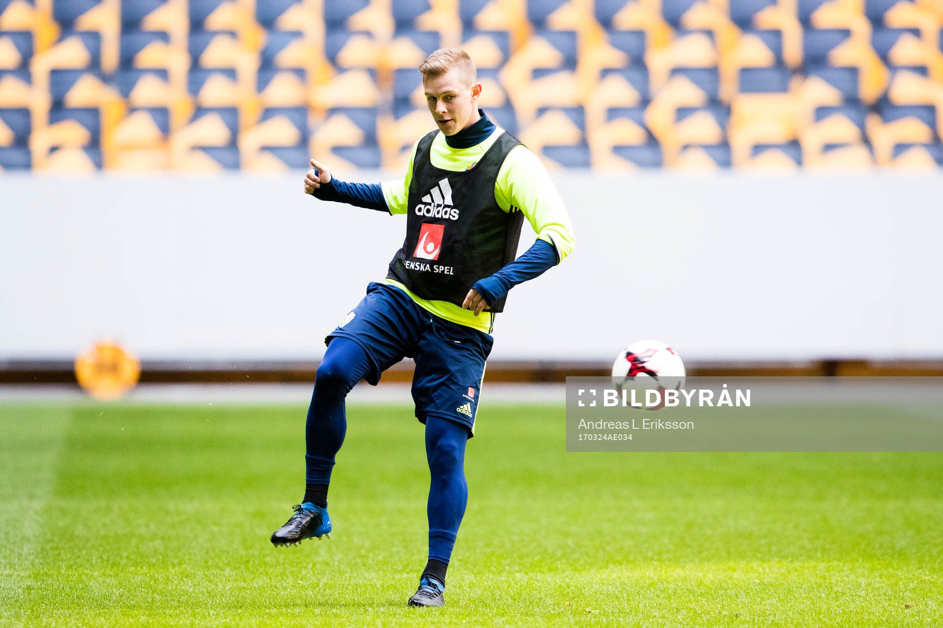 Sveriges Emil Krafth