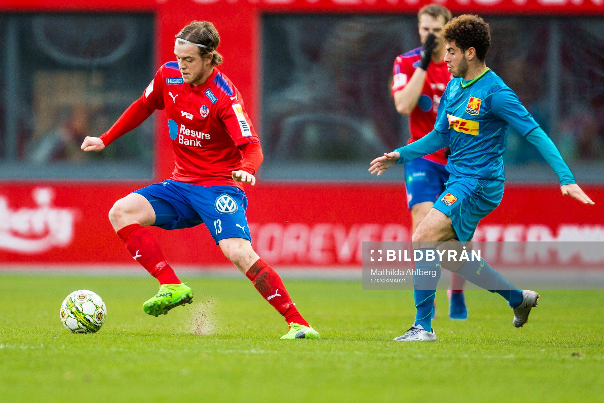 Helsingborgs Alexander Achinioti-Jönsson under träningsmatchen i fotboll mellan Helsingborg och Nordsjälland den 24 mars 2017 i Helsingborg.