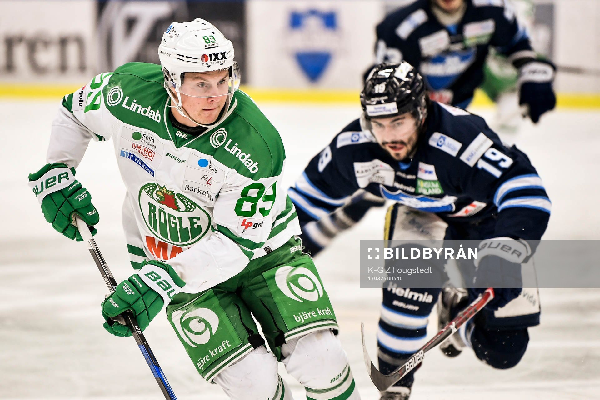 Rögles David Åslin och Karlskogas Alexandre Lavoie